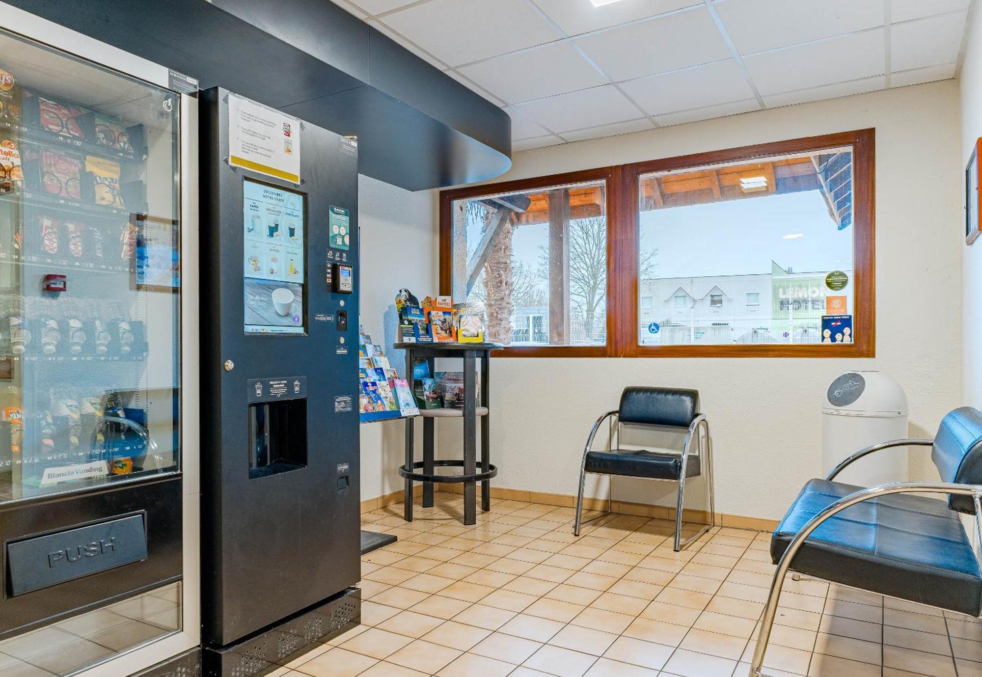 B&B Hotel Châtellerault المظهر الخارجي الصورة